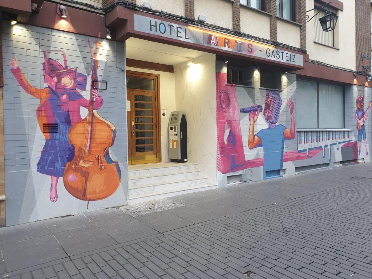 Hotel Arts - Gasteiz Centro บิโตเรีย-กัสเตซ ภายนอก รูปภาพ