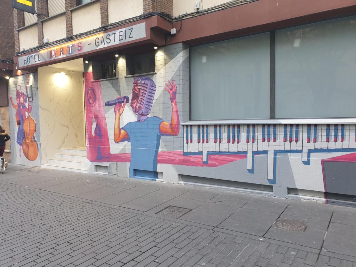 Hotel Arts - Gasteiz Centro บิโตเรีย-กัสเตซ ภายนอก รูปภาพ