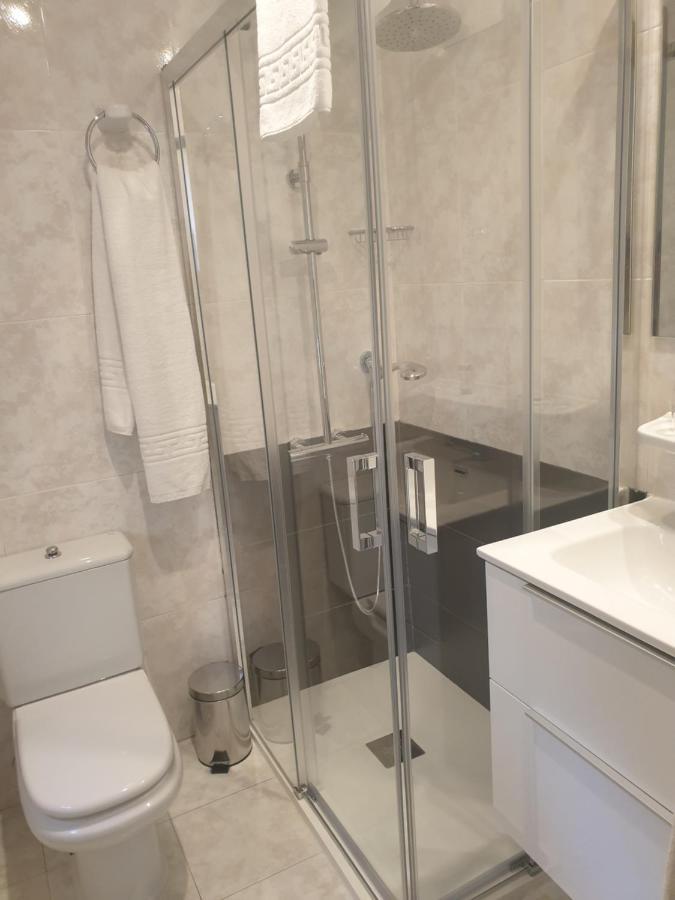 Hotel Arts - Gasteiz Centro บิโตเรีย-กัสเตซ ภายนอก รูปภาพ