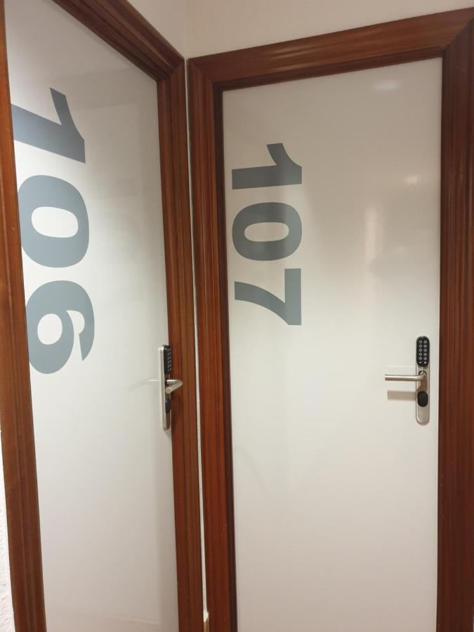 Hotel Arts - Gasteiz Centro บิโตเรีย-กัสเตซ ภายนอก รูปภาพ